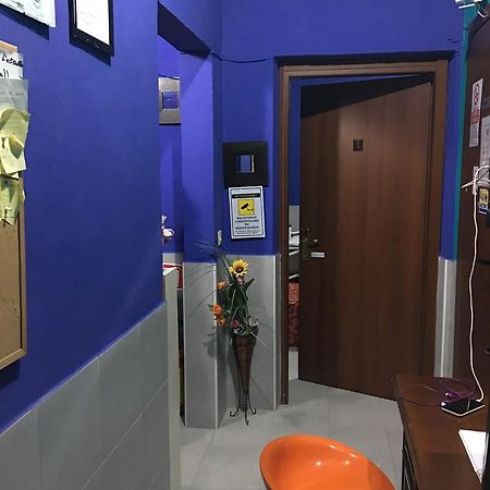 Volturno House Vandrerhjem Roma Rom bilde