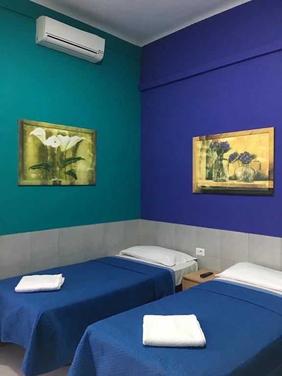 Volturno House Vandrerhjem Roma Rom bilde